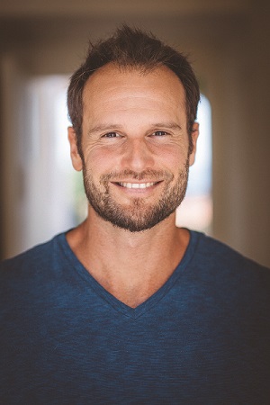 Ari Whitten